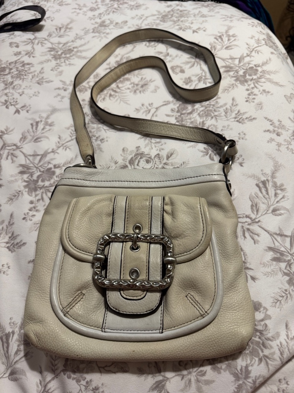 b. makowsky Cream Leather Crossbody Bag with Silver Buckle